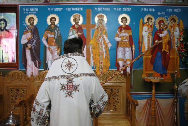 „Veșmântul liturgic” al bisericii din Recea, sfințit de PS Părinte Veniamin