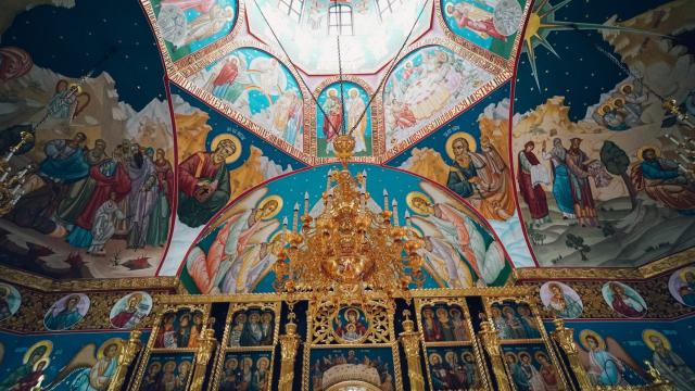 PS Părinte Andrei, Episcopul Covasnei și Harghitei, în Protopopiatul Piatra Neamț: a sfințit o casă socială și un centru social