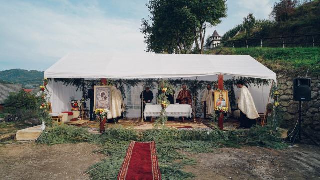 PS Părinte Andrei, Episcopul Covasnei și Harghitei, în Protopopiatul Piatra Neamț: a sfințit o casă socială și un centru social