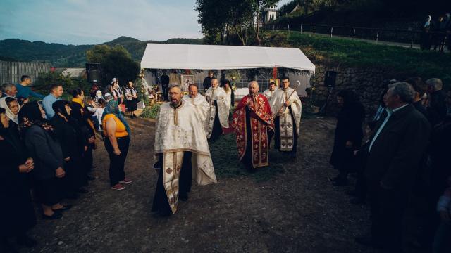 PS Părinte Andrei, Episcopul Covasnei și Harghitei, în Protopopiatul Piatra Neamț: a sfințit o casă socială și un centru social
