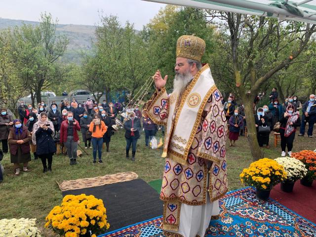 Liturghie arhierească în Parohia Ghergheleu, Protopopiatul Vaslui