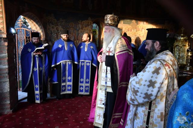 Taina Sfântului Maslu la Mănăstirea Hadâmbu