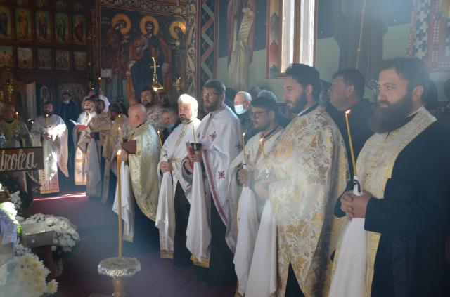 Fostul protoiereu de Fălticeni, părintele Constantin Patrolea, a fost condus spre cele veșnice