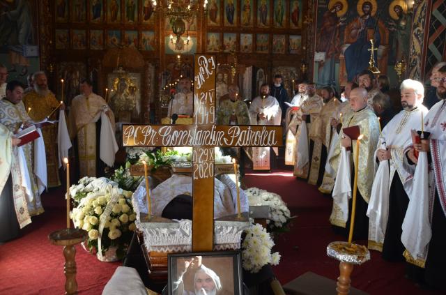 Fostul protoiereu de Fălticeni, părintele Constantin Patrolea, a fost condus spre cele veșnice