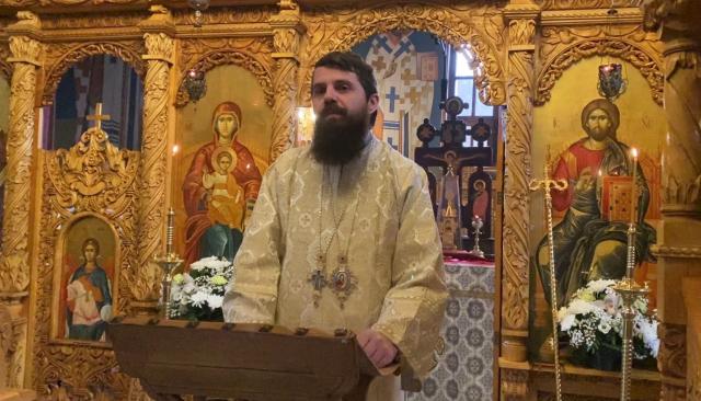 (Video) „Copiii au mare nevoie să se obișnuiască cu Dumnezeu” – Preasfințitul Părinte Benedict Bistrițeanul