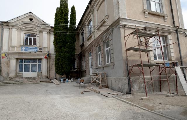 Rezervă nouă pentru mamele care nasc natural la  Maternitatea „Elena Doamna” din Iași