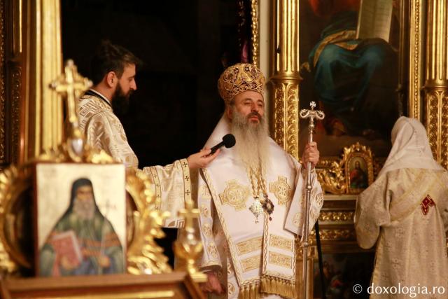 Duminica Sfinților Strămoși la Catedrala Mitropolitană din Iași. IPS Teofan: „Viața creștină este o viață a bucuriei”