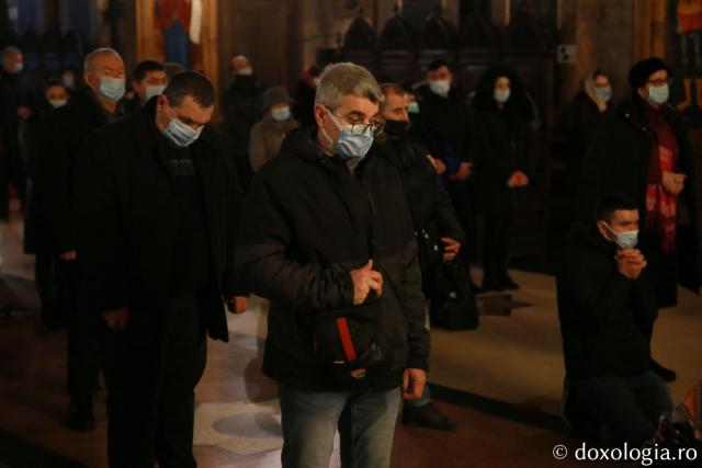 Duminica Sfinților Strămoși la Catedrala Mitropolitană din Iași. IPS Teofan: „Viața creștină este o viață a bucuriei”