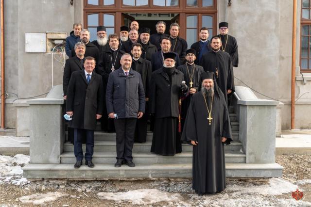 Adunarea eparhială a Arhiepiscopiei Romanului și Bacăului