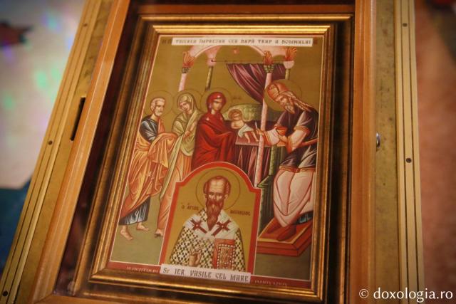 Părintele Mitropolit Teofan a slujit la Iași prima Sfântă Liturghie din noul an