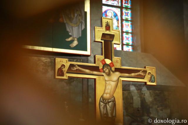 Părintele Mitropolit Teofan a slujit la Iași prima Sfântă Liturghie din noul an