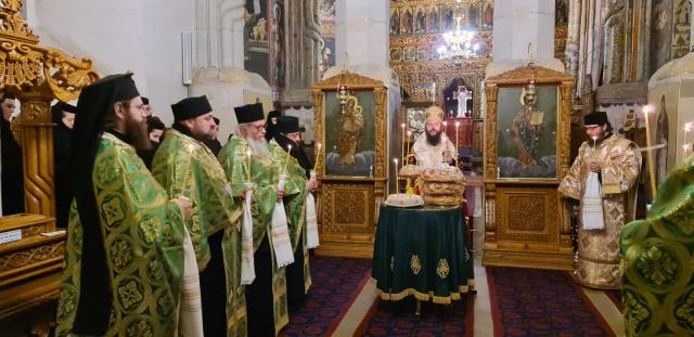 Parastas pentru sufletul vrednicului de pomenire mitropolit Anastasie Crimca