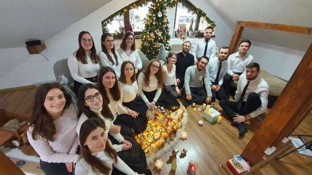 Moment aniversar pentru Biserica „Sfinților Trei Ierarhi” de la Colegiul Pedagogic „Vasile Lupu” din Iași