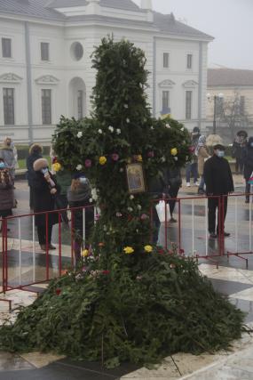 IPS Mitropolit Teofan, la slujba Bobotezei: „Se cuvine a nu ceda, a nu abandona lupta, a nu ne pierde curajul, și, Doamne ferește, a nu deznădăjdui”