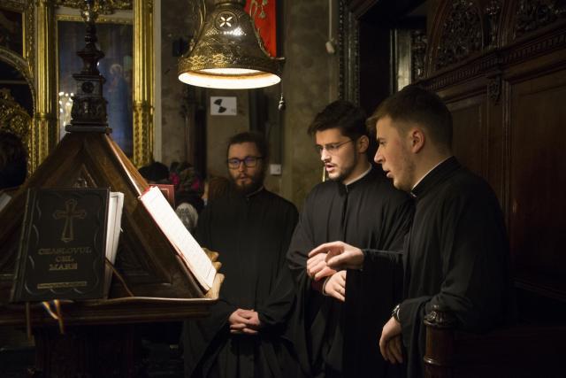 IPS Mitropolit Teofan, la slujba Bobotezei: „Se cuvine a nu ceda, a nu abandona lupta, a nu ne pierde curajul, și, Doamne ferește, a nu deznădăjdui”
