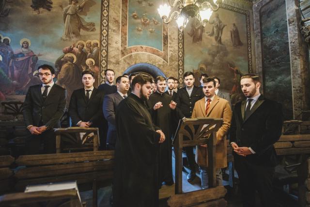 „Treimea de arhierei”, cinstită la Facultatea de Teologie din Iași prin Liturghie arhierească