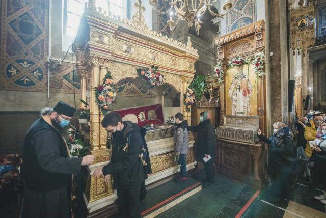 „Treimea de arhierei”, cinstită la Facultatea de Teologie din Iași prin Liturghie arhierească