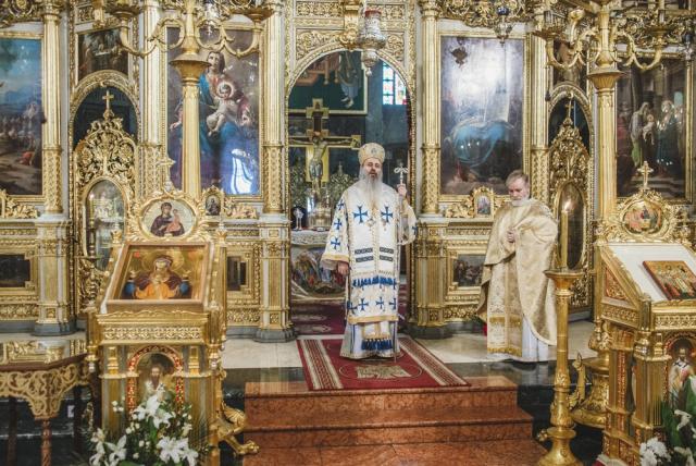 „Treimea de arhierei”, cinstită la Facultatea de Teologie din Iași prin Liturghie arhierească