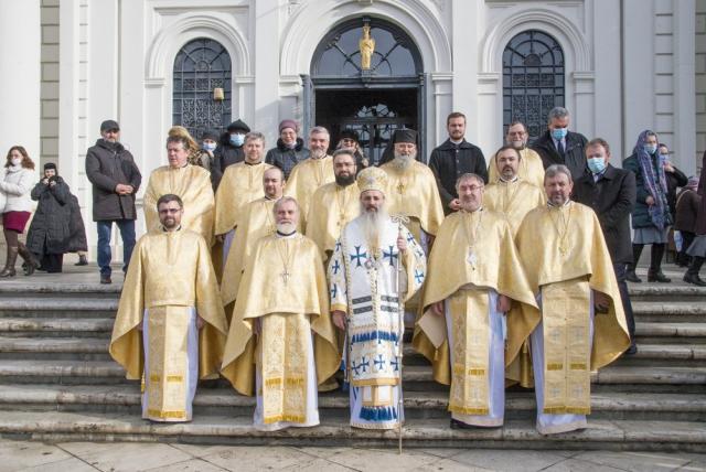 „Treimea de arhierei”, cinstită la Facultatea de Teologie din Iași prin Liturghie arhierească