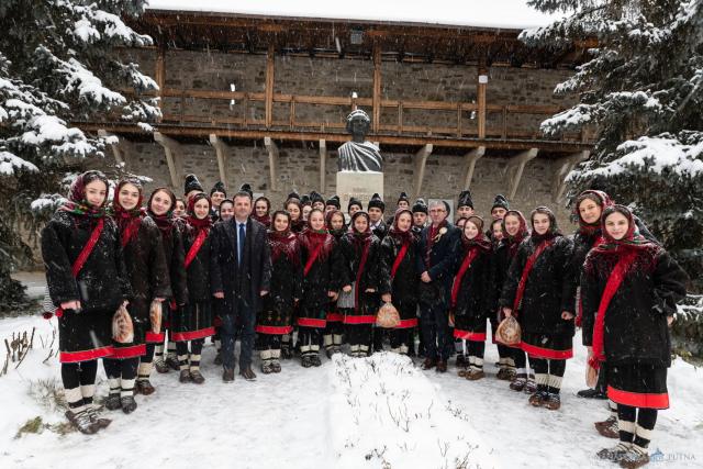 Poetul Mihai Eminescu a fost comemorat la Mănăstirea Putna