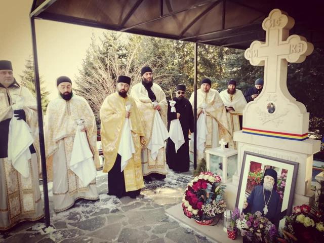 Rugăciuni pentru odihna părinţilor Arsenie Voaideș şi Antonie Jeflea