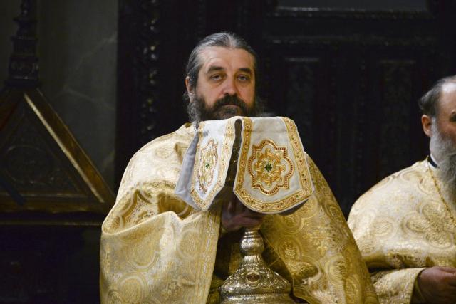 Hramul istoric al Catedralei mitropolitane din Iași, sărbătorit în prezența a șapte arhierei