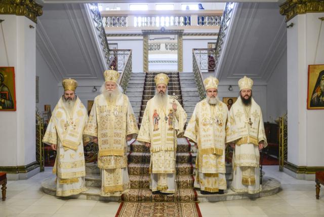 Hramul istoric al Catedralei mitropolitane din Iași, sărbătorit în prezența a șapte arhierei
