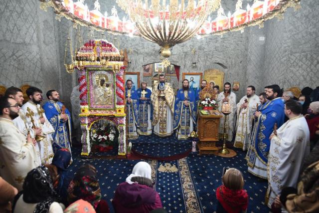 Rugăciuni pentru odihna părinţilor Arsenie Voaideș şi Antonie Jeflea