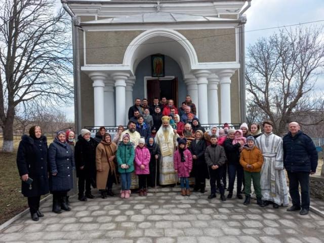 Slujire arhierească în Parohia Brânzeni, Edineţ