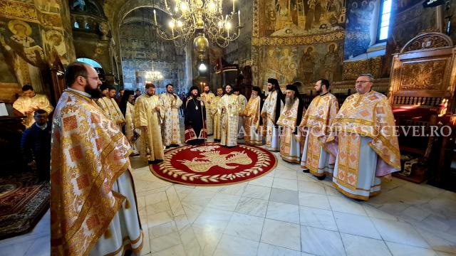 Liturghie arhierească în a doua duminică a Postului Mare la Mănăstirea Sfântul Ioan cel Nou de la Suceava