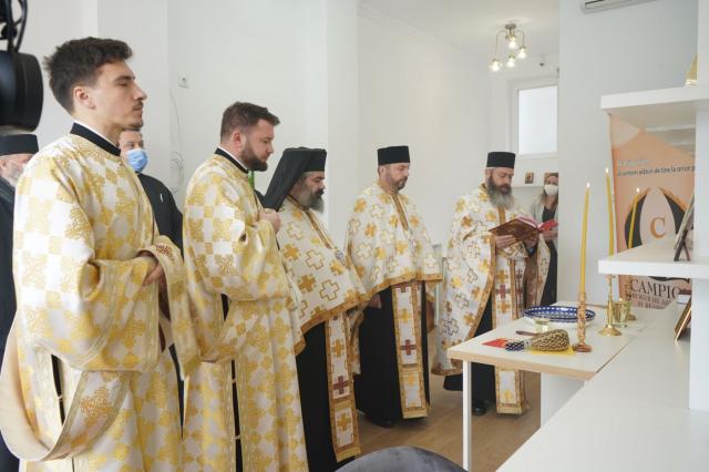 Sfințirea sediului Centrului de Pelerinaje și Turism al Arhiepiscopiei Sucevei și Rădăuților