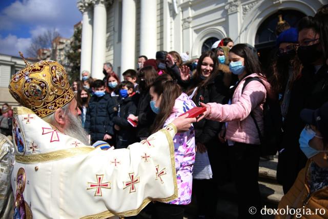 IPS Mitropolit Teofan, în Duminica Ortodoxiei: „Care este chipul unui creștin ortodox adevărat?”
