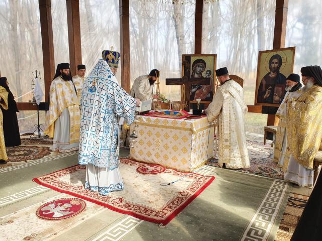 IPS Mitropolit Teofan, la hramul Mănăstirii Miclăușeni: „Buna Vestire este o zi închinată mântuirii neamului omenesc”