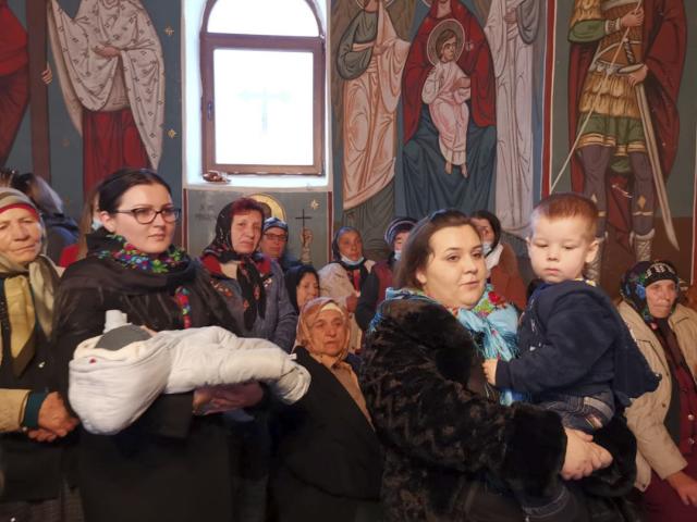 Credincioșii Parohiei Zmeu au un nou preot paroh