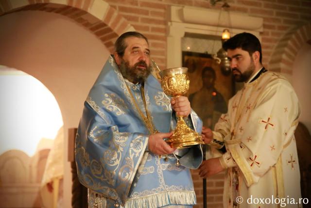 PS Părinte Nichifor Botoșăneanul: „Nu ne putem uni cu Dumnezeu de nu ne vom asemăna Lui”