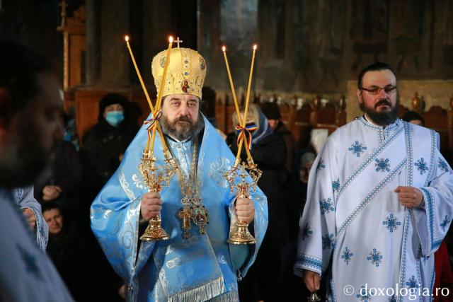 Sâmbăta Sfântului Teodor la Mănăstirea Cetățuia. PS Nichifor: „Să avem încredințarea că Dumnezeu ne va da înțelepciune”