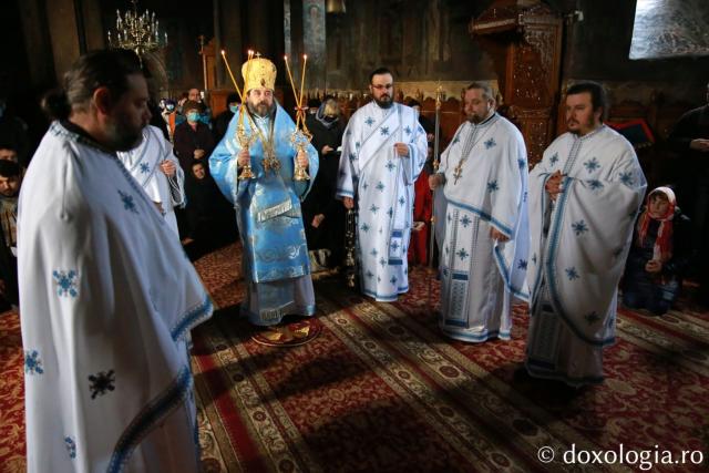 Sâmbăta Sfântului Teodor la Mănăstirea Cetățuia. PS Nichifor: „Să avem încredințarea că Dumnezeu ne va da înțelepciune”