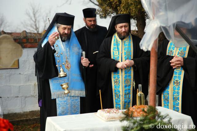 Sâmbăta Sfântului Teodor la Mănăstirea Cetățuia. PS Nichifor: „Să avem încredințarea că Dumnezeu ne va da înțelepciune”