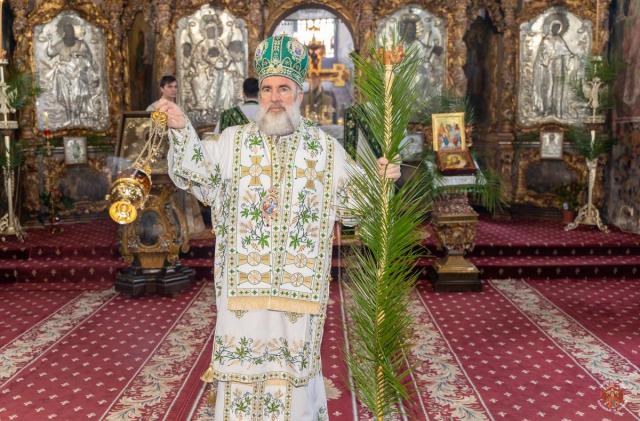 Duminica Floriilor la Catedrala Arhiepiscopală din Roman