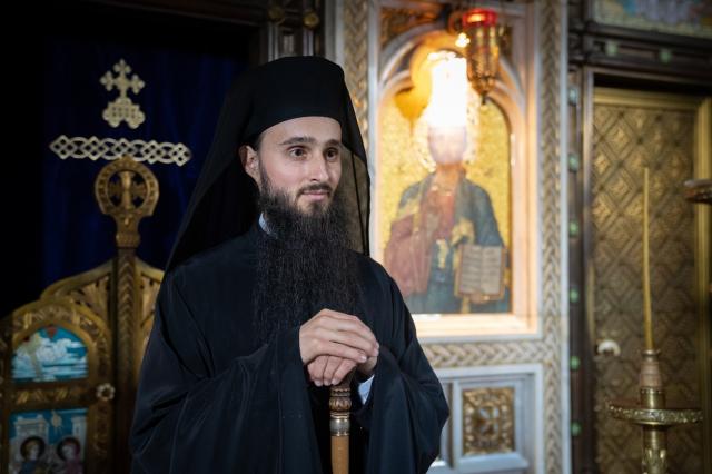 IPS Mitropolit Teofan, către noul stareț Elisei Nedescu: „Te vei mântui sau îți vei pierde mântuirea împreună cu obștea acestei mănăstiri”