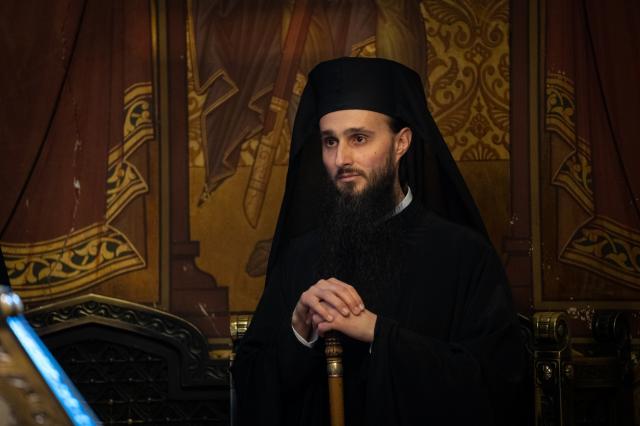 IPS Mitropolit Teofan, către noul stareț Elisei Nedescu: „Te vei mântui sau îți vei pierde mântuirea împreună cu obștea acestei mănăstiri”