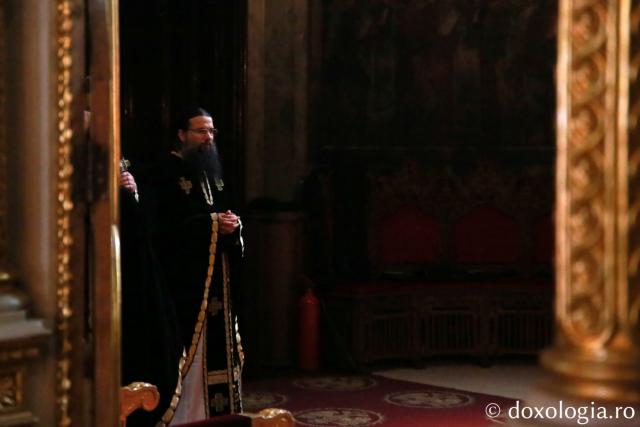Părintele Mitropolit Teofan la Liturghia Darurilor: „Viața creștină este foarte surprinzătoare”
