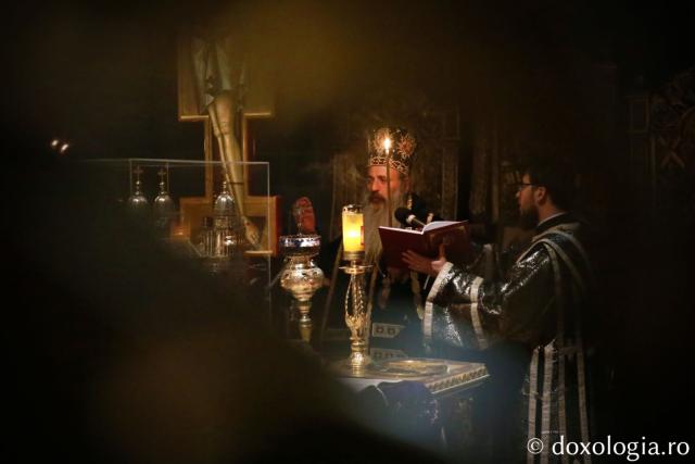 Părintele Mitropolit Teofan la Liturghia Darurilor: „Viața creștină este foarte surprinzătoare”