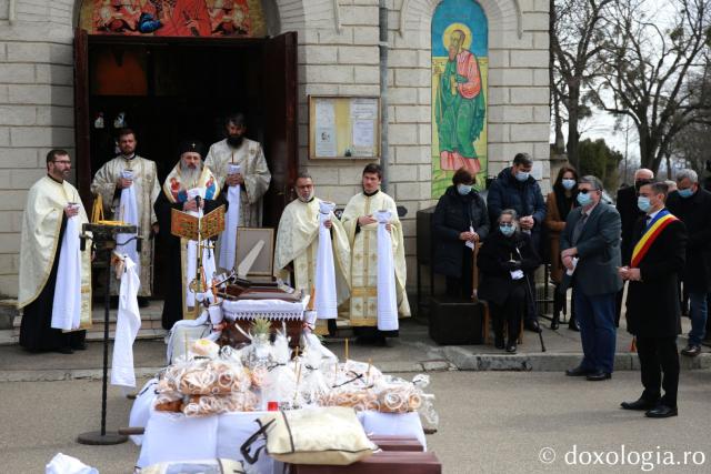 Slujba înmormântării fostului primar ieșean Constantin Simirad, oficiată de IPS Părinte Mitropolit Teofan