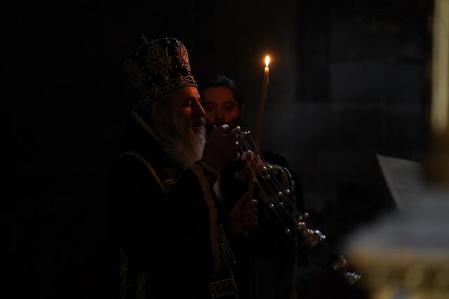 IPS Părinte Mitropolit Teofan le-a vorbit credincioșilor ieșeni despre duhul grijii de multe