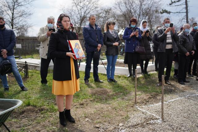 Piatră de temelie pentru o nouă biserică parohială în Râșca, după ce fostul locaș de cult a fost distrus de un incendiu