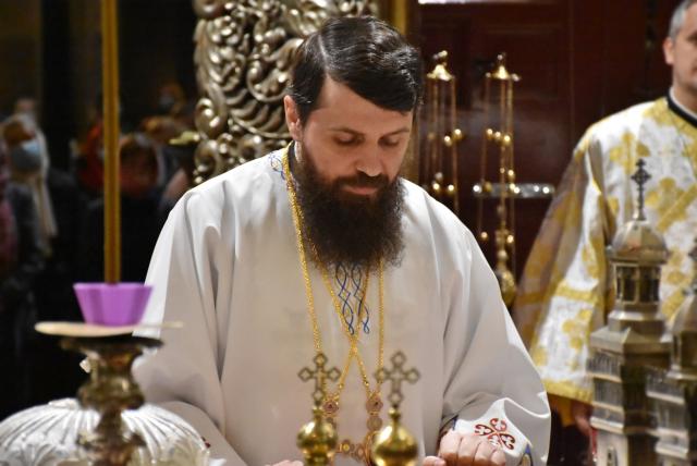 (Video) Preasfințitul Părinte Benedict Bistrițeanul: „Dependența de lume și dependența de Dumnezeu”