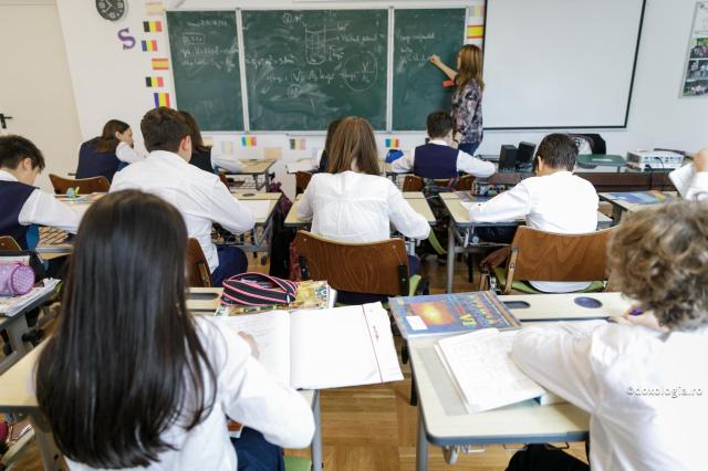 (Video) Ca profesor, cum îmi pot ajuta duhovnicește elevii?