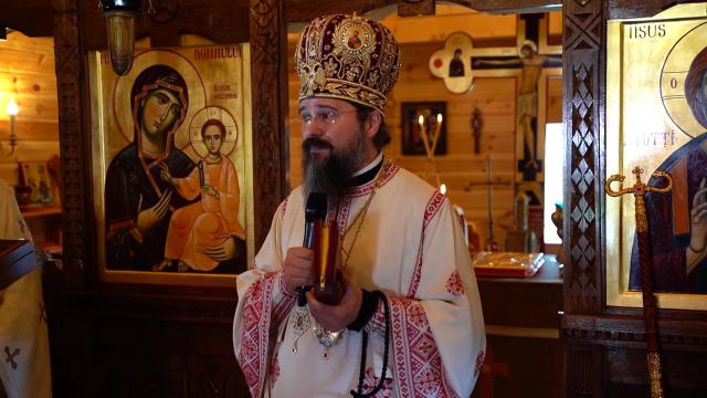 (Video) PS Macarie: „Să ținem la libertatea și demnitatea la care ne-a ridicat Hristos, ca la propria viață”