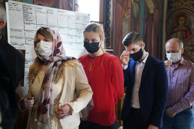 „Crucea Patriarhală”, cea mai mare distincție a Bisericii Ortodoxe Române, oferită părintelui Dan Damaschin